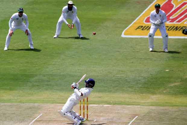 Dangerous pitch brings early close in South Africa with India on top